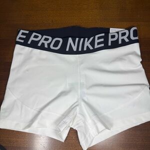 Nike Women's Pro White Athletic Shorts BNWT